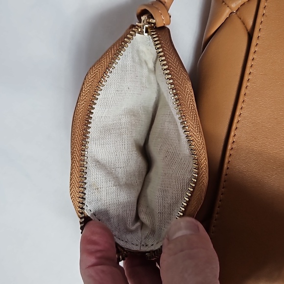 Vince Camuto Kaiza Crossbody bag in Cognac - Picture 6 of 8